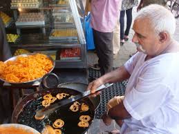 Atom Bomb- Jalebi preparation scene