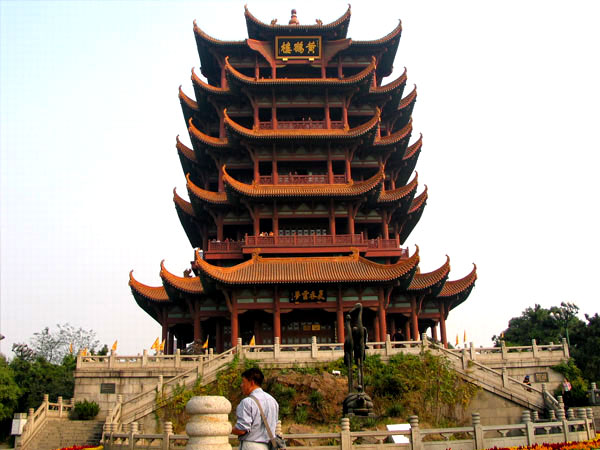 yellow-crane-tower-6-internet